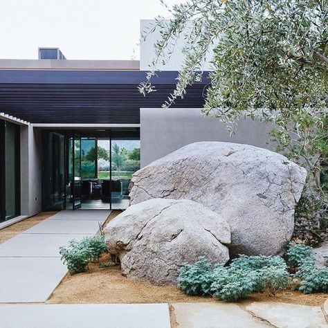 Granite Boulders Landscaping, Large Stone Landscaping, Large Boulder Landscaping Ideas, Large Rock Landscaping Ideas Front Yards, Big Stones In Garden, Landscaping With Boulders Front Yard, Boulders In Landscaping, Landscape With Boulders, Outdoor Space For Kids