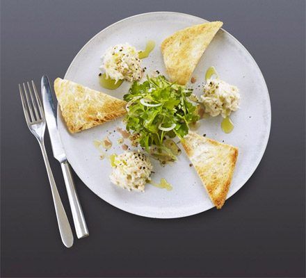 Crab mayonnaise with Melba toast & herb salad Pate Plating, Salmon Pate, Melba Toast, Olive Oil Bread, Fresh Olives, Poached Salmon, Mayonnaise Recipe, Herb Salad, Homemade Mayonnaise