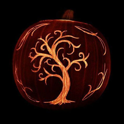 Carved Celtic Pumpkin Tree of Life Awesome Pumpkin Carvings, Unique Pumpkin Carving Ideas, Dekorasi Halloween, Pumpkin Tree, Pumkin Carving, Creative Pumpkin Carving, Amazing Pumpkin Carving, Pumpkin Carving Designs, Pumpkin Template