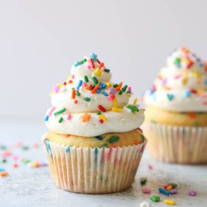 Funfetti Cupcakes for Two - Completely Delicious Cupcakes For Two, Funfetti Cupcake Recipe, Vegan Vanilla Cupcakes, Cupcake Photography, Confetti Cupcakes, Funfetti Cupcakes, Vanilla Cupcake Recipe, Food Photography Ideas, Dessert Photography