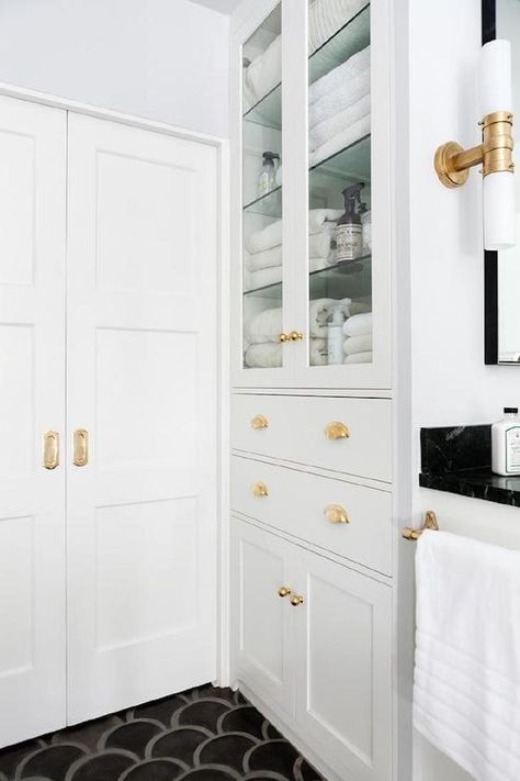 Built In Bathroom Storage, Bathroom Built Ins, Bathroom Closet Storage, Bathroom Linen Closet, Cabinet Remodel, Bathroom Closet, Linen Cabinet, Gorgeous Bathroom, Closet Makeover