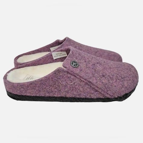 This Is The Birkenstock Zermatt Model, A Classic Wool Felt And Shearling Clog Key Details Include: - Snug Shearling Lining To Keep Your Feet Cozy When The Temperatures Drop. - An Upper Made From Soft Wool Felt In Medium Purple Shade With A Silver Metal Logo Rivet Button Detail - Anatomically Shaped Cork-Latex Footbed / Sole - Footbed "Made In Germany" Size 42 Condition Is Brand New Without Box. I’m The Original Purchaser - Purchased For A Family Member Who Needed A Different Size And I Missed Th Birkenstock Buckley Clog, Birkenstock Zermatt, Birkenstock Mules, Wool Clogs, Birkenstock Black, Black Clogs, Suede Clogs, Birkenstock Women, Zermatt