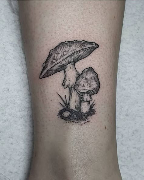 AMOS on Instagram: “Little pair of mushrooms (Amanita muscaria) for Isa from earlier this year. Swipe for final tattoo, close ups and the initial rough sketch…” Labyrinth Tattoo, Woodcut Tattoo, Pride Tattoo, Chest Tattoo Ideas, Mushroom Tattoo, Engraving Tattoo, Mushroom Tattoos, Amanita Muscaria, Creepy Tattoos