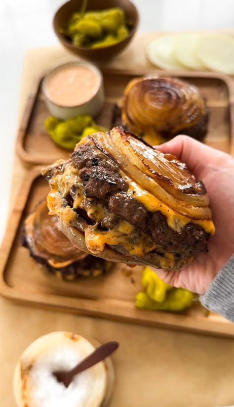 » Onion-Wrapped Flying Dutchman In And Out Burger, Flying Dutchman, Grilled Onions, Food Recepie, Food Videos Cooking, Burger Recipes, Food Obsession, Interesting Food Recipes, Pretty Food