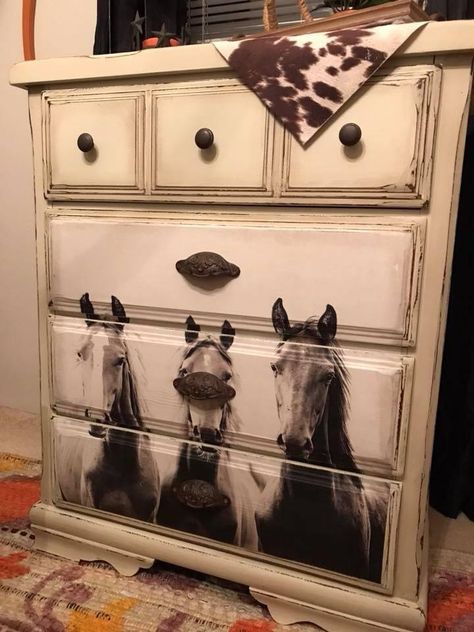 Horse dresser Horse Decoupage, Horse Mural, Western Ideas, Cowboy Decor, Dresser Ideas, Western Rooms, Custom Wood Furniture, Custom Painted Furniture, Western Bedroom