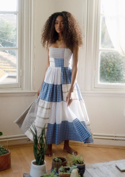 16 Zero Waste Clothing Brands for a Sustainable Closet — Sustainably Chic Flowy Dress Casual Midi, Gathered Top Dress, Cute Dresses Cotton, Tired Dress Outfit, Patchwork Dress Diy, Patchwork Clothes Fashion, Cotton Dress Ideas, Blue White Outfit, Summer Flowy Dress