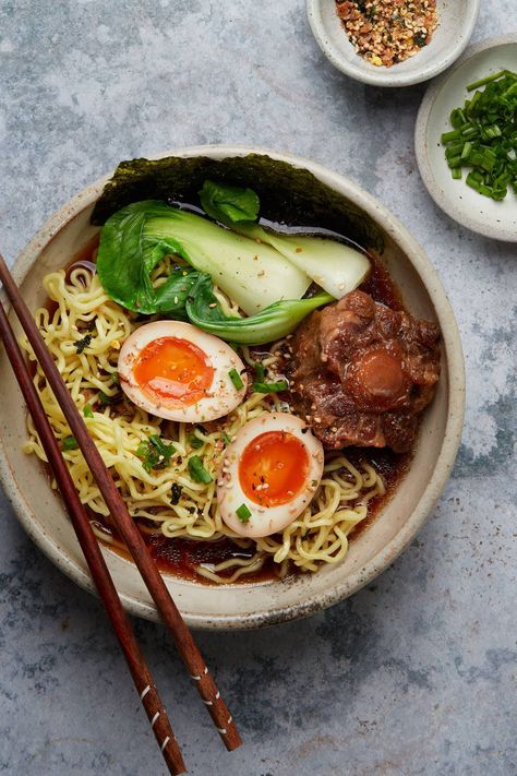 Instant Pot Oxtail Ramen Korean Noodle Soup, Beef Oxtail, Ramen Soup Recipes, Soy Sauce Eggs, Ramen Toppings, Ramen Broth, Oxtail Soup, Oxtail Recipes, Beef Shank