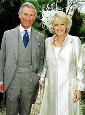 I know it's Prince Charles, ha! But again, this colour looks great with the grey morning suit. Camila Parker, Royal Family Christmas, Morning Coat, Charles And Camilla, Prinz Charles, Queen Mum, Camilla Duchess Of Cornwall, Royal Christmas, Prince Charles And Camilla