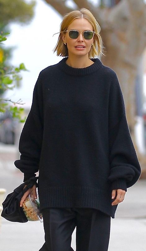 Lara Bingle, Lara Worthington, Phoebe Tonkin, Mode Inspo, 가을 패션, Black Sweater, Looks Style, Mode Inspiration, Looks Vintage