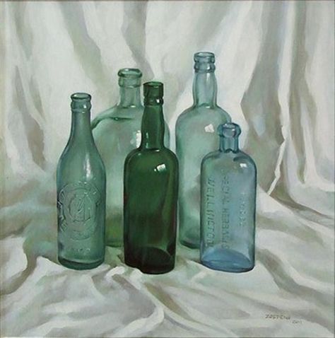 Oil Paintings Of Glass Bottles - Fine Art Blogger Bottle Drawing, Still Life Artists, Life Drawing Reference, Glass Photography, Oil Painting Inspiration, Nz Art, Flower Artists, Green Glass Bottles, Flowers In Jars