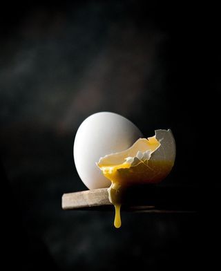 Egg Pictures, Dark Food Photography, Photography Styling, A Good Friend, Food Photography Styling, Re A, Beautiful Food, Egg Cup, Food Photography