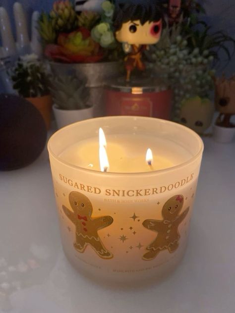 Aesthetic Christmas Candles, Candle Christmas Aesthetic, Christmas Candle Aesthetic, Christmas Candles Aesthetic, Winter Candles, Christmas Scented Candles, Christmas Dreaming, Cosy Christmas, Winter Candle