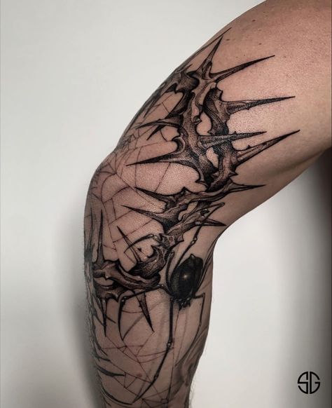 The Elbow Tattoo, Watercolor Tattoo Ideas, Elbow Tattoo, Scary Tattoos, Muster Tattoos, Elbow Tattoos, Creepy Tattoos, Back Tattoos For Guys, Hand Poked Tattoo