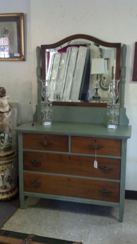 Vintage mirrored dresser two toned green/stain. @ second avenue consignment Green Dresser With Mirror, Two Tone Green Dresser, Hobbit Nursery, Mirror Makeover Diy, Two Tone Furniture, Two Tone Dresser, Mirrored Dresser, Furniture Colors, Colorful Dresser