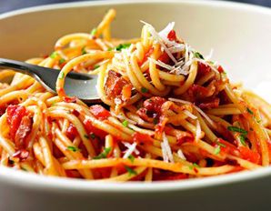 Quick Marinara - Ellie Krieger's 30-Minute Pasta Sauce Recipe Ellie Krieger Recipes, Ellie Krieger, Eat This Not That, Pasta Sauce, Spaghetti, Sauce, Pasta