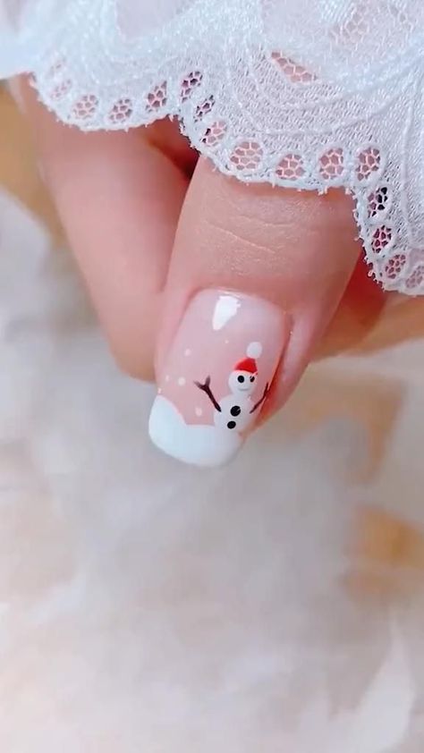 Snowman Nail Art, Christmas Nails Diy, Snowman Nails, Kutek Disney, Nail Art Designs Images, Cute Nail Art Designs, Nail Art Designs Diy, Christmas Nail Art Designs, Pretty Nail Art Designs