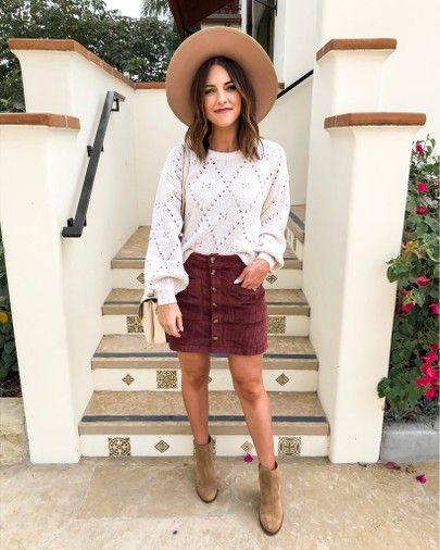 Corduroy Skirt Outfit, Skirt Outfit Fall, Thanksgiving Outfit Women, Sweater Outfits Fall, Winter Skirt Outfit, Rock Outfit, Pullover Outfit, Holiday Outfit, Corduroy Skirt