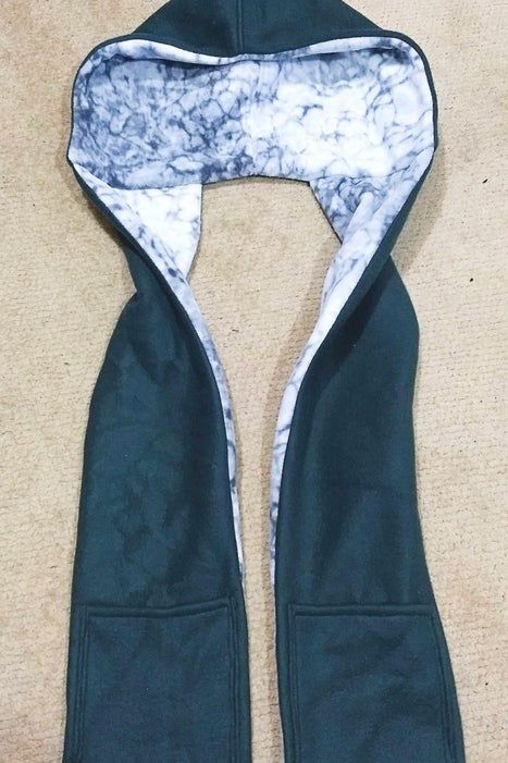 Fleece Hooded Scarf : 9 Steps (with Pictures) - Instructables Fleece Ideas, Fleece Hat Pattern, Fleece Sewing Projects, Scarf Sewing Pattern, Sewing Scarves, Hooded Scarf Pattern, Fleece Projects, Hoodie Scarf, Sewing Challenge