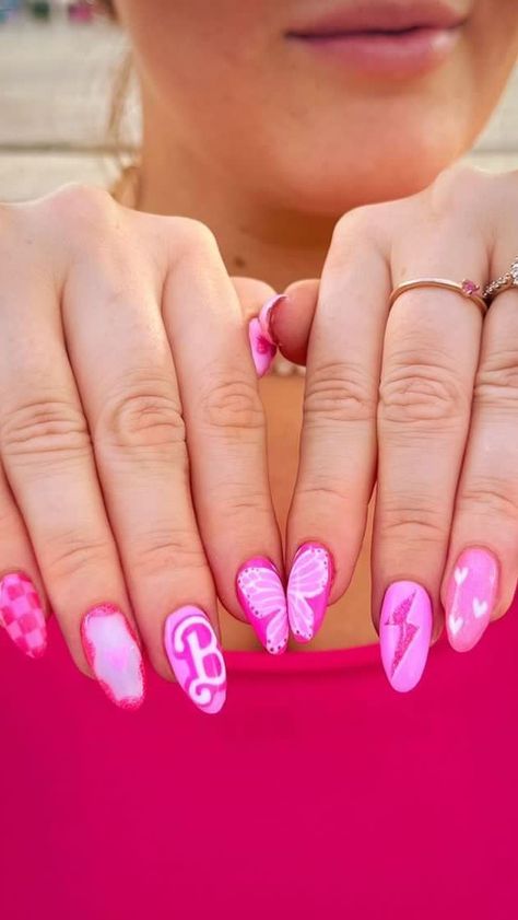 Pink Barbie Nail Art, Barbie Design Nails, Nail Barbie Pink, Barbie Nails Art, Cute Barbie Nails, Barbie Nail Art Design, Barbie Pedicure, Barbie Movie Nails, Barbie Nail Ideas