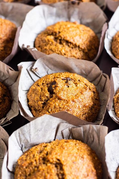 Oat Bran Muffin, Muesli Muffins, Oat Bran Muffin Recipe, Goji Berry Recipes, Bran Muffins Healthy, Oat Bran Muffins, Oatmeal Banana Bread, Bran Muffin, Bran Muffin Recipes