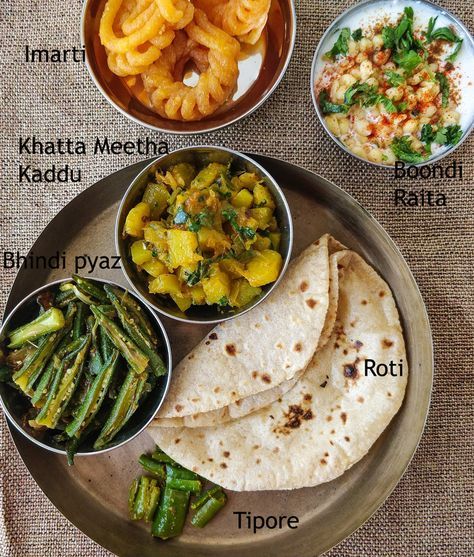 15 vegetarian Indian lunch ideas part 2 - #indian #lunchideas #vegetarian #thali Lunch Ideas Indian, Indian Lunch Ideas, Vegetables Dishes, Lunch Recipes Indian, Indian Lunch, Vegetarian Recipes Lunch, Veg Food, Indian Foods, Vegetarian Indian