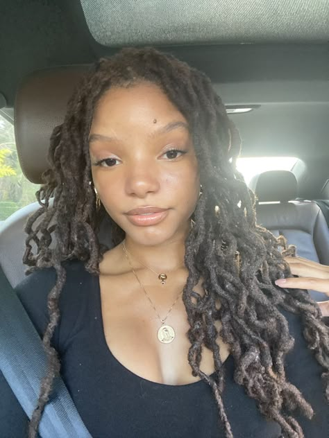 Chloe Halle, Chloe And Halle, Chloe Bailey, Chloe X Halle, Halle Bailey, Black Femininity, Dreadlock Hairstyles, Locs Hairstyles, Halle