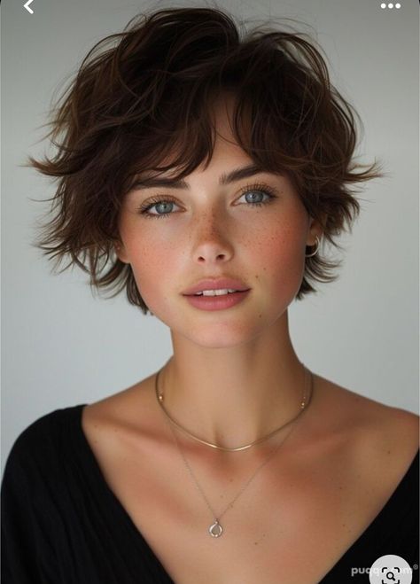 Haircut Ideas Trendy, Pixie Haircut Ideas, Chic Haircut, Long Hair On Top, Hair Inspiration Short, Messy Short Hair, Stylish Haircuts, Pixie Haircuts, Short Hair Haircuts