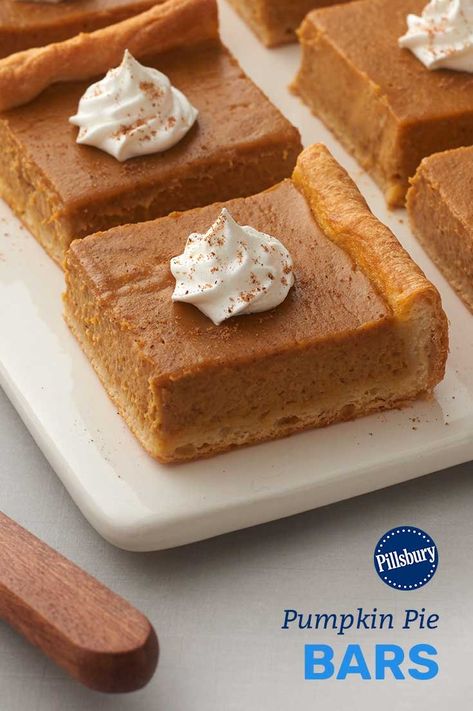 Pillsbury Pumpkin Pie Bars, Simple Bars, Pumpkin Pie Bars Recipe, Pie Bars Recipe, Pie Bar Recipes, Pumpkin Spice Recipe, Pumpkin Pie Mix, Pumpkin Pie Bars, Easy Pumpkin Pie