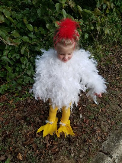 Chicken Halloween Costume Toddler, Diy Chicken Feet Costume, Diy Baby Chicken Costume, Family Chicken Costume, Diy Chicken Costume Toddler, Diy Chicken Costume Kids, Diy Chicken Halloween Costume, Diy Chicken Costume Women, Kids Chicken Costume