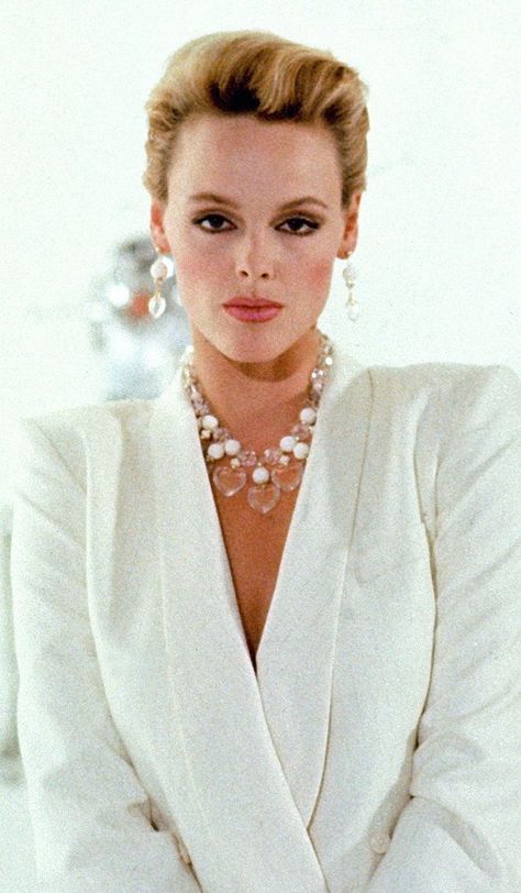 Brigitte Nielsen. 70s Celebrities, Thick Blonde Hair, Danish Actresses, Brigitte Nielsen, Jewerly Set, 80s Look, Afternoon Delight, Film Red, Hot Short