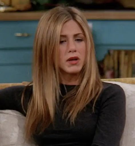 10 Best Rachel Green Hairstyles from All Seasons Rachel Season 6 Hair, Season 6 Rachel Green Hair, Rachel Green Season 6 Hair, Rachel Green Hair Color, Rachel Green Makeup, Jennifer Aniston 90s, Rachel Green Hair, Rachel Haircut, Rachel Hair