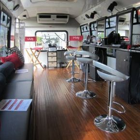 Salon on Wheels … Mobile Barbershop, Mobile Nail Salon, Mobile Hair Salon, Mobile Beauty Salon, Mobile Barber, Beauty Van, Dream Salon, Mobile Spa, Home Hair Salons