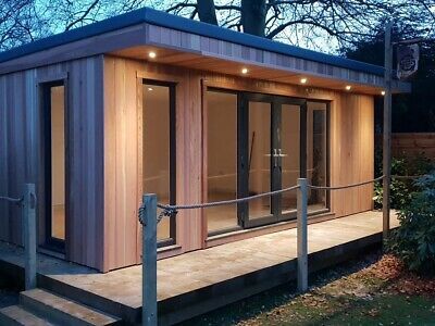 Bungalow Extension, Bungalow Extensions, Garden Room Ideas, Timber Cabin, Garden Cabins, Office House, Summer House Garden, Extension Ideas, Casa Container