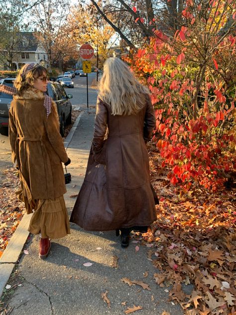 Gothic Autumn Aesthetic, Gothic Autumn, Casual Halloween Outfits, Mazzy Star, Fall Inspo, Season Of The Witch, Fall Feels, Fall Is Here, Best Seasons