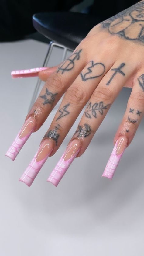 777 Instagram Baddie Acrylic Nails, Finger Tats, Punk Nails, Long Acrylic Nail Designs, Gel Nails Diy, Colored Acrylic Nails, Glow Nails, Exotic Nails, Unique Acrylic Nails