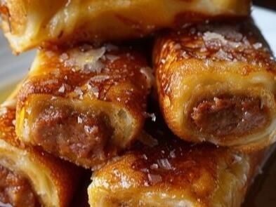 Sausage French Toast Roll-Ups Recipe: The Ultimate Sweet & Savory Breakfast Delight - NewsBreak Sweet Banana Bread Recipe, Pizza Grilled Cheese Recipes, Balsamic Carrots, Stuffing Balls Recipe, Homemade Tortilla Recipe, Sweet Banana Bread, Pancake Roll, French Toast Roll Ups, Sausage Soup Recipes