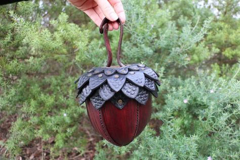 Female Druid Dnd, Acorn Bag, Forest Fae, Dnd Gift, Elf Druid, Wood Elf, Cosplay Armor, Leather Leaf, Leather Dye