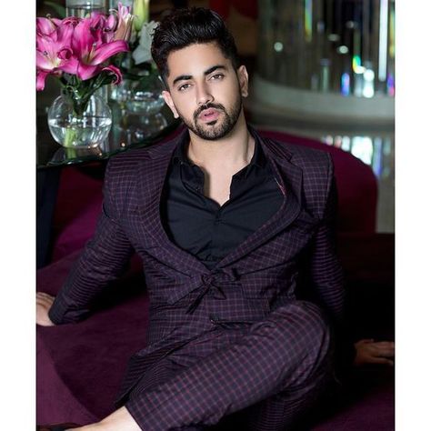 Zain Imam Instagram, Tashan E Ishq, Zain Imam, Stylish Boys, Tv Actors, Mens Fashion Suits, Cute Actors, Stylish Girl, Fashion Photographer