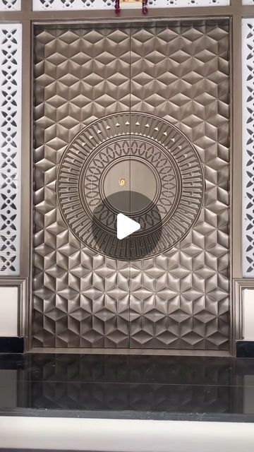 New door design Cnc Door Design, Carving Door Design, New Door Design, Main Door Design Photos, House Front Door Design, Door Design Photos, Cnc Art, House Front Door, Main Door Design