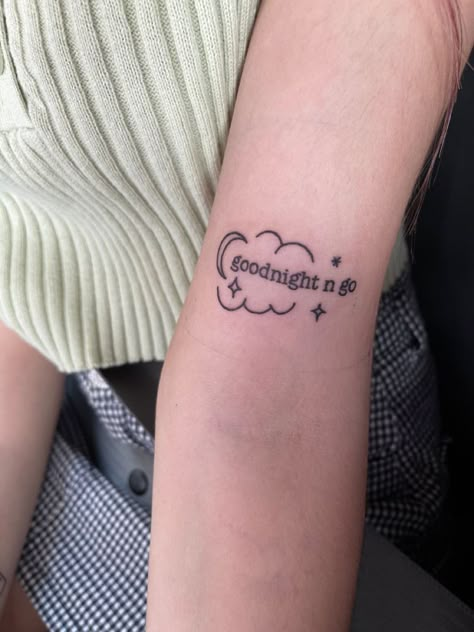 Tattooed Heart Ariana Grande Tattoo, Arianas Tattoos, Cloud Moon Tattoo, Arm Tattoos Aesthetic, Ariana Inspired Tattoos, Moon Tattoo Aesthetic, Ariana Grande Tattoos Inspired, Ariana Grande Inspired Tattoos, Ariana Tattoos