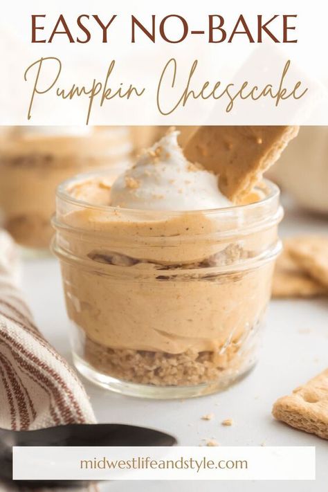 Pumpkin Flavored Desserts, Mini Pumpkin Cheesecake, No Bake Pumpkin, Yummy Cheesecake, Cheesecake In A Jar, No Bake Pumpkin Cheesecake, Dessert In A Jar, Cheesecake Desserts, Baked Pumpkin