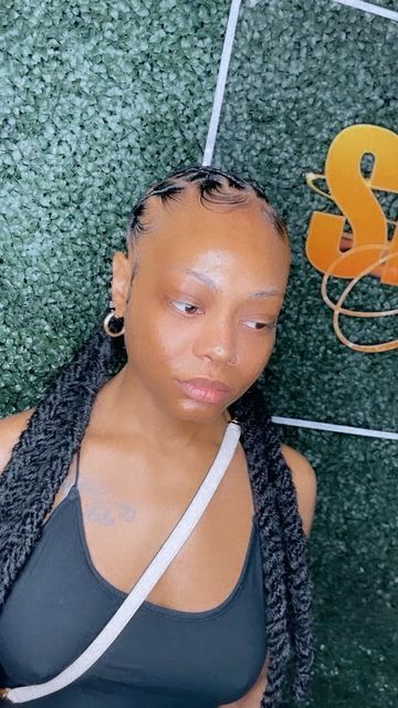 SlaybyNae🌺 on Instagram: "4 feed in extended locs 😍 #dmvhairstylist #dmvloctician #dmvlocs #atllocs #houstonlocs #locstylesforwomen #locbob #beautiful #explorepage #slaybynae🥰" Extended Locs Styles, Cornrows Over Locs, Extended Loc Ponytail, Feed In Braids Over Locs, Extended Loc Styles, Loc Cornrow Styles, Extended Locs, Loc Braids, Lock Hairstyles