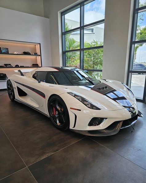 Koenigsegg Regera Regera Koenigsegg, Koenigsegg Regera, Super Car, Tuner Cars, Koenigsegg, Drift Cars, Modified Cars, Pink Floyd, Exotic Cars