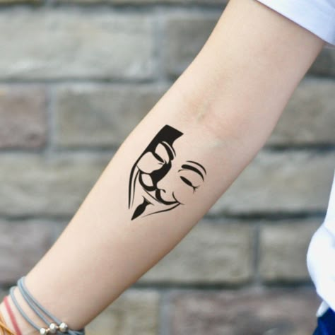 V For Vendetta Tattoo, Anonymous Tattoo, Vendetta Tattoo, Portrait Tattoo Design, Chaos Tattoo, Anonymous Mask, Band Tattoo Designs, Trash Polka Tattoo, Sketch Tattoo Design