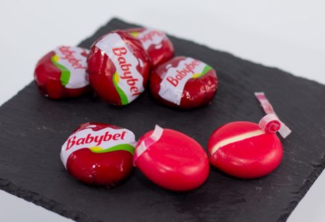 Creative and Enjoyable Babybel Cheese Recipes - On The Gas | The Art Science & Culture of Food Christmas Kids Snacks, Babybel Cheese Recipes, Healthy Packaged Snacks, Cute Food For Kids, Cheese Ideas, Babybel Cheese, Healthy Christmas Recipes, Diy Cheese, Packaged Snacks