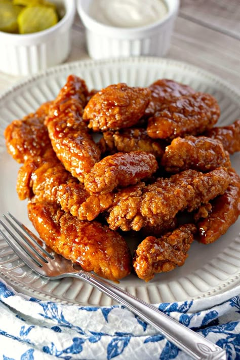 Honey Bbq Chicken Tenders, Honey Barbeque Chicken, Chicken Tenders In Air Fryer, Bbq Chicken Tenders, Bbq Chicken Bites, Easy Bbq Chicken, Honey Glazed Chicken, Air Fryer Chicken Tenders, Honey Bbq Chicken