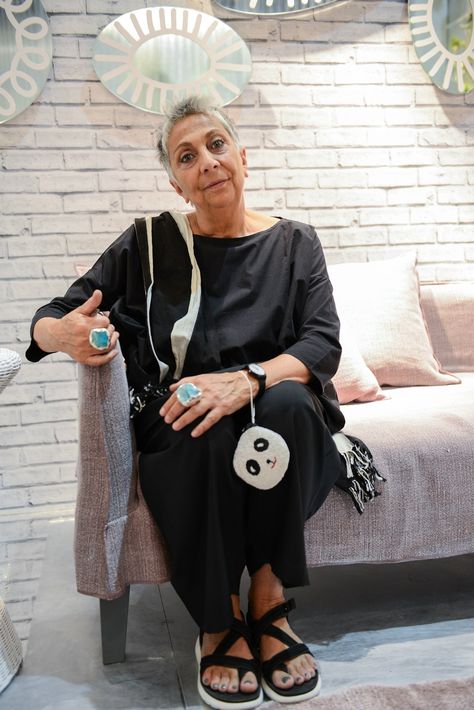 A magical and rare space. Paola Navone's project for Gervasoni Triangle Outfits, Inverted Triangle Outfits, Paola Navone, Inverted Triangle, Advanced Style, Ageless Beauty, Real Women, Vanity Fair, Role Models