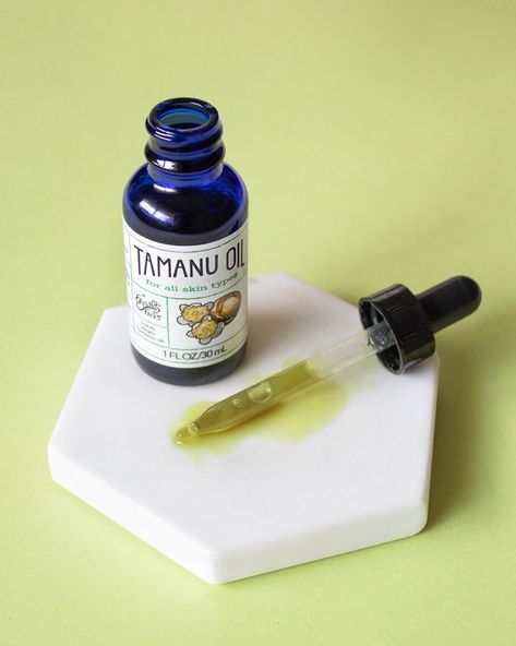 Tamanu Oil Recipes, Tamanu Oil Benefits, Product For Dry Skin, Squalene Oil, Dry Skin Acne, Facial Oils, Face Oils, Tamanu Oil, Skincare Benefits