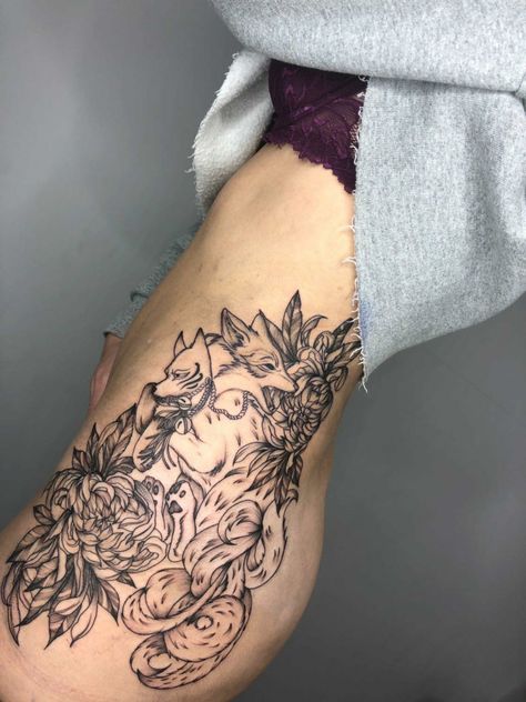 Kitsune tattoo on Ukrainian girl #kitsune #tattoo #womentattoo #japanesetattoo #foxtattoo #blackworktattoo Fox Tatoos, Side Thigh Tattoo, Tattoo Black Women, Kitsune Tattoo, Side Thigh Tattoos, Ukrainian Girl, Kitsune Fox, Fox Tattoo, Tattoo Black