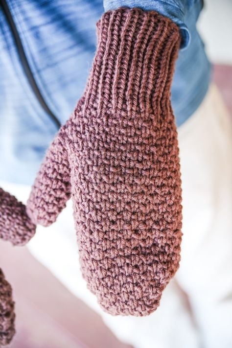 Aaron Mittens: A Beautifully Textured Mitten Free Knitting Pattern Knitting For Dummies, Mittens Knitting Pattern, Mittens Knitting, Knitted Mittens Pattern, Bulky Knit, Bonnet Pattern, Romper Pattern, Mittens Pattern, Fingerless Mittens